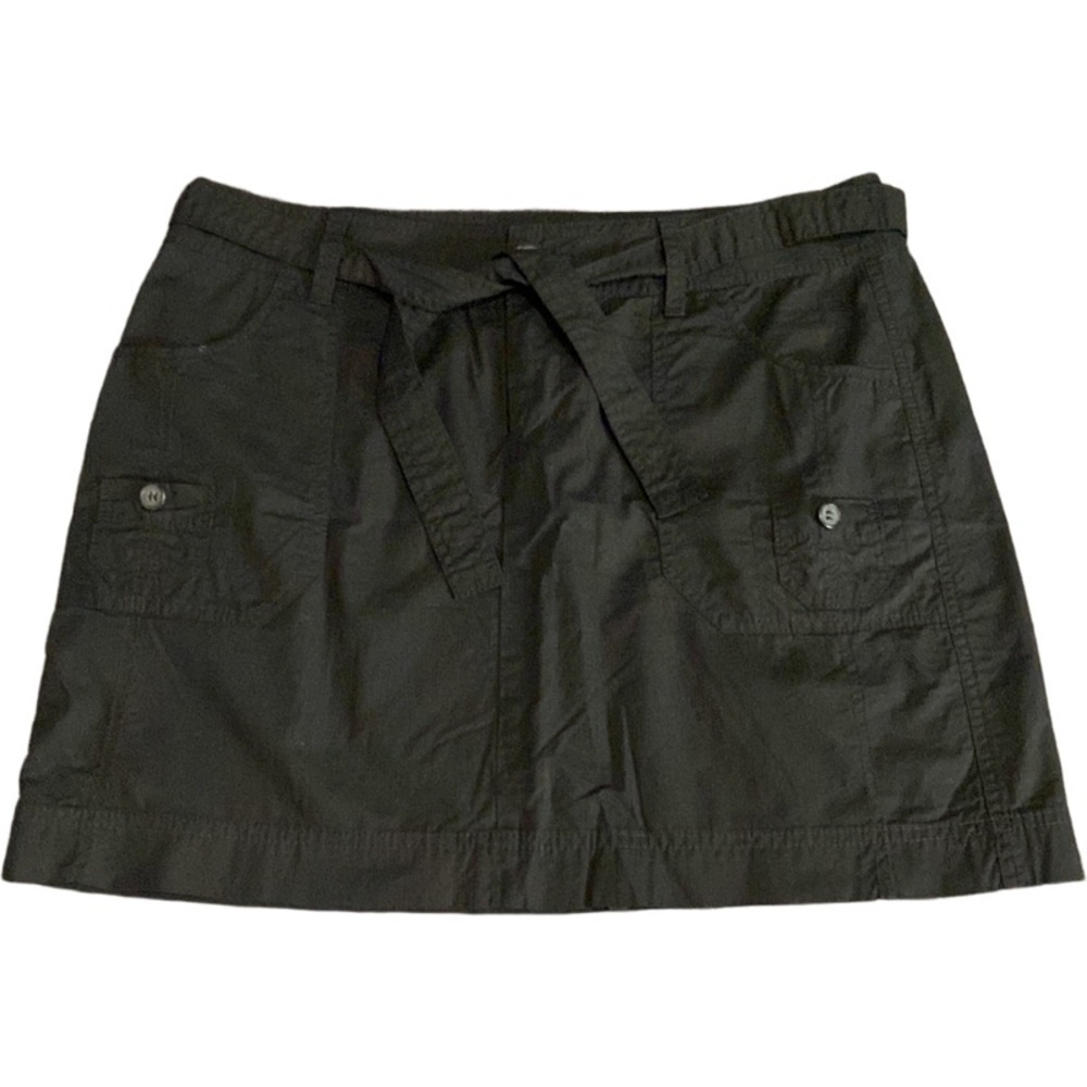 Caslon mini shirt. Size 10. Zipper w/belted-tie waist. Black. Pockets.